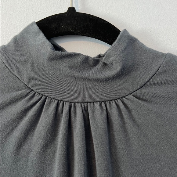Elegant Gray Women's Top - Picture 2 of 3